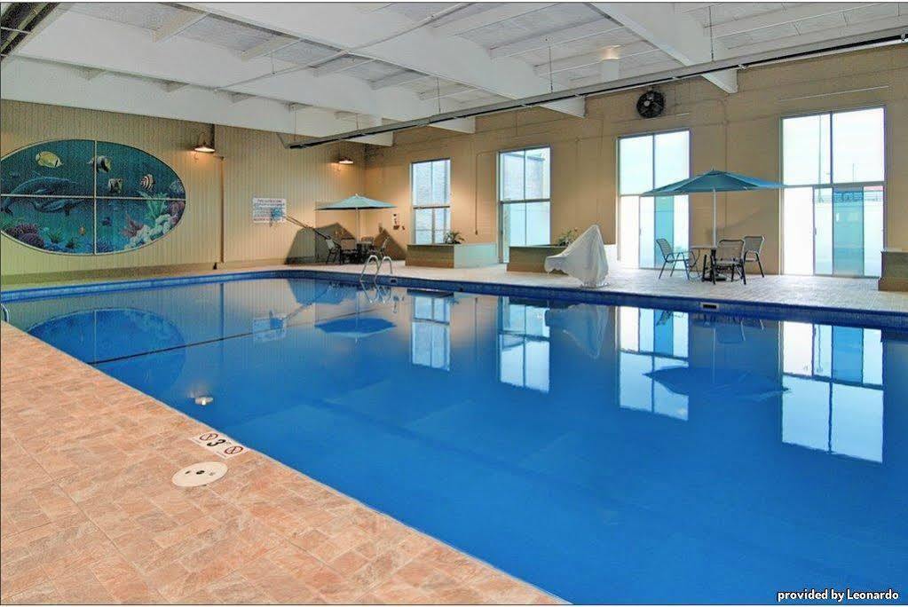 Best Western Crossroads Of The Bluffs Council Bluffs Eksteriør bilde